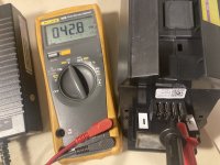 Battery-voltage-terminals_42vdc_IMG_8357.jpg