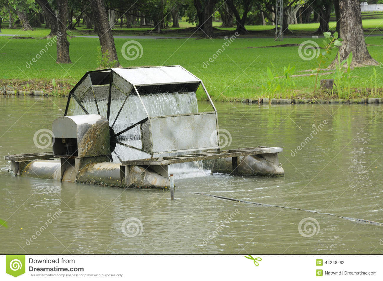 water-turbine-floating-lake-park-picture-44248262.jpg