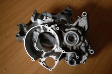 crankcase.jpg crankcase.jpg