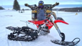 Snowmotorbike.jpg