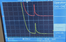 Parasitic bounce on gate 10x probe.PNG