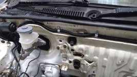 Headlight loom in conduit.jpg
