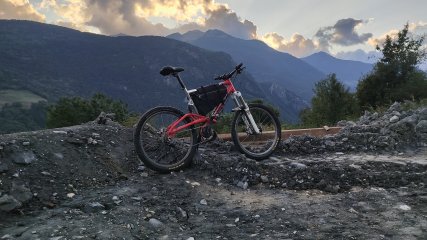 IMG20250802201827.jpg IMG20250802201827.jpg