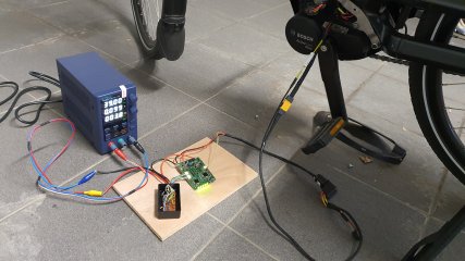 Powerpack 400 rack feeding bike.jpg