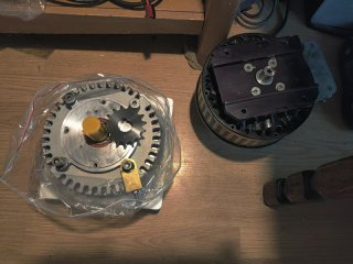 motenergy ME1907 and old motor.jpg motenergy ME1907 and old motor.jpg