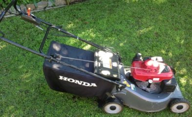 HONDA HRU 216.jpg
