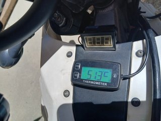 thermometer on zero.jpg thermometer on zero.jpg