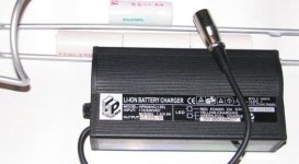 LiFe Battery charger 36V 4A.jpg