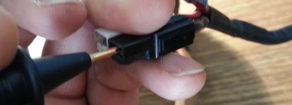 Black connector.jpg