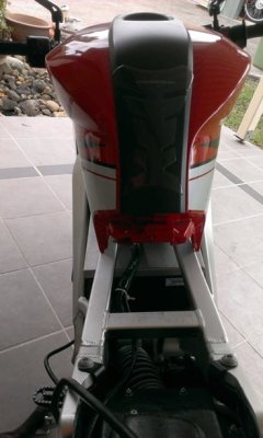 Yamaha YZFR125 top view.jpg