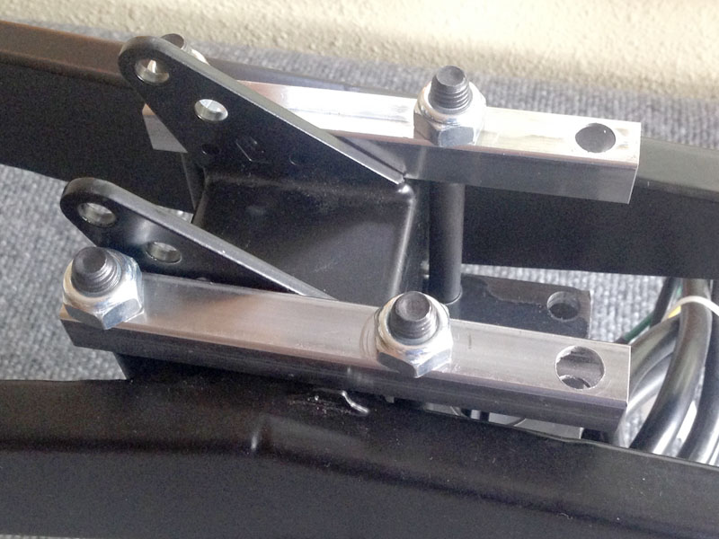 Qulbix165-Swingarm2.jpg