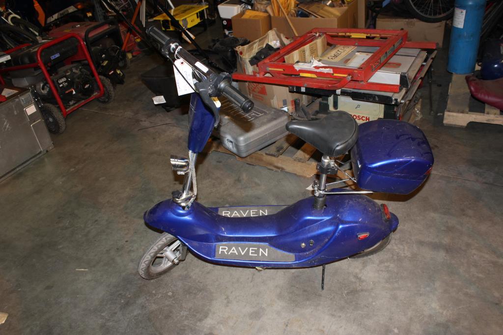 raven-electric-scooter-1_5112015163833629154.jpg