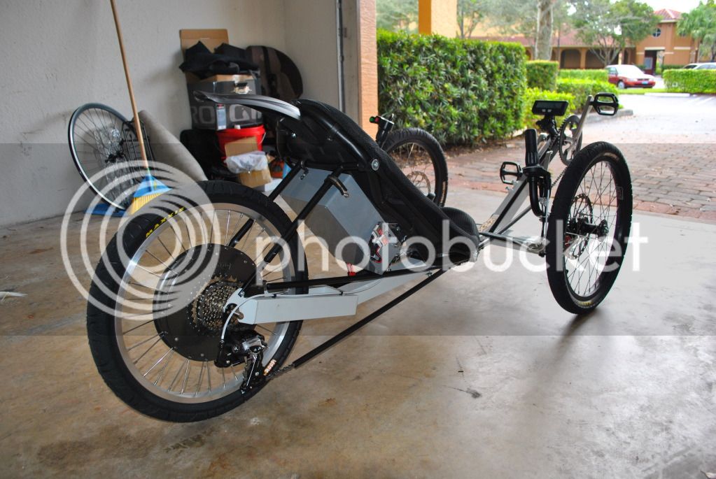 kinetic two wheeler