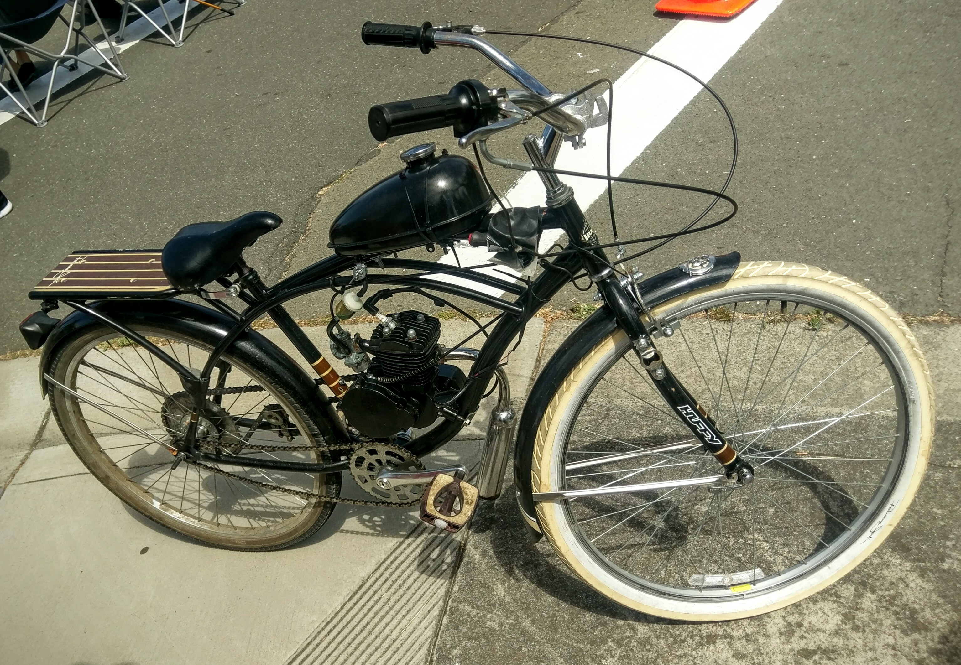 Motorized_bicycle_2016.jpg