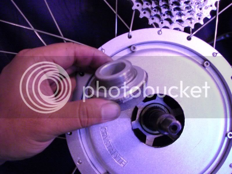 BrokenHub3.jpg