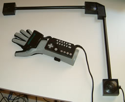 Power_Glove_2.jpg