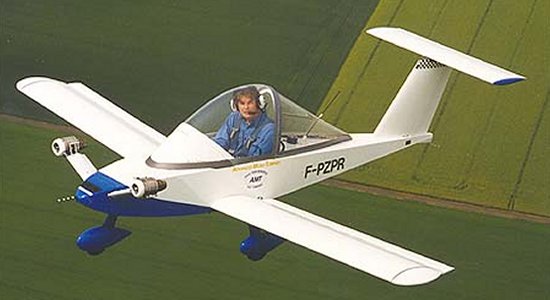 cricri-jet.jpg