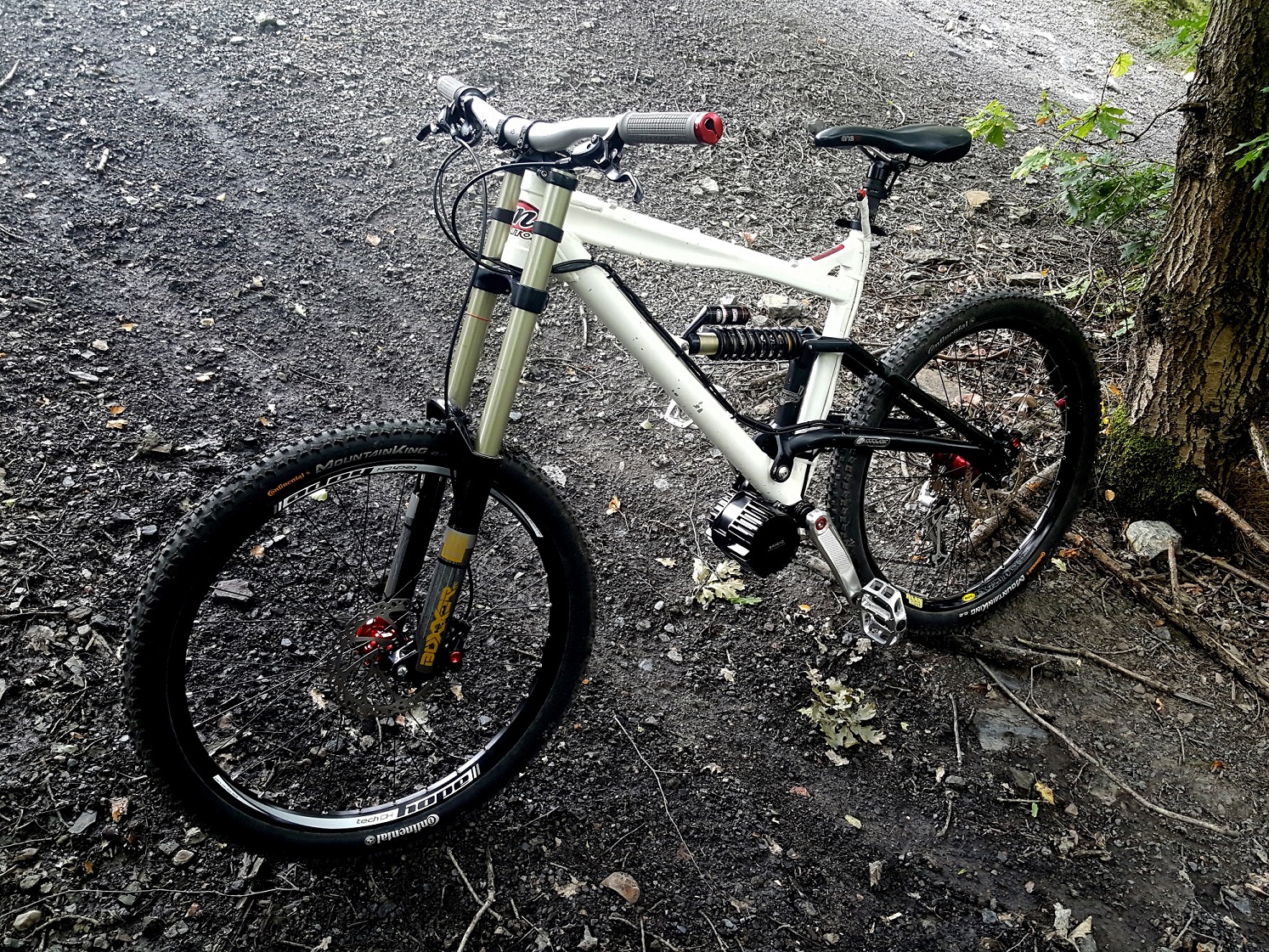 Haro_X7_BBSHD.jpg
