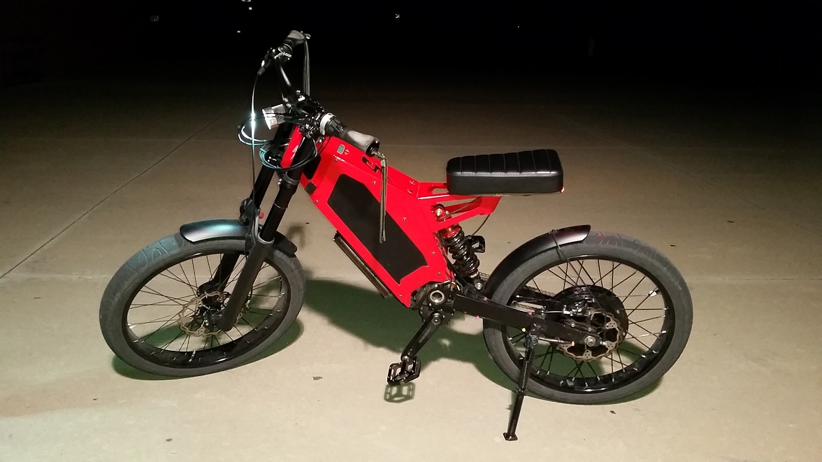 Super-73-custom-seat.jpg