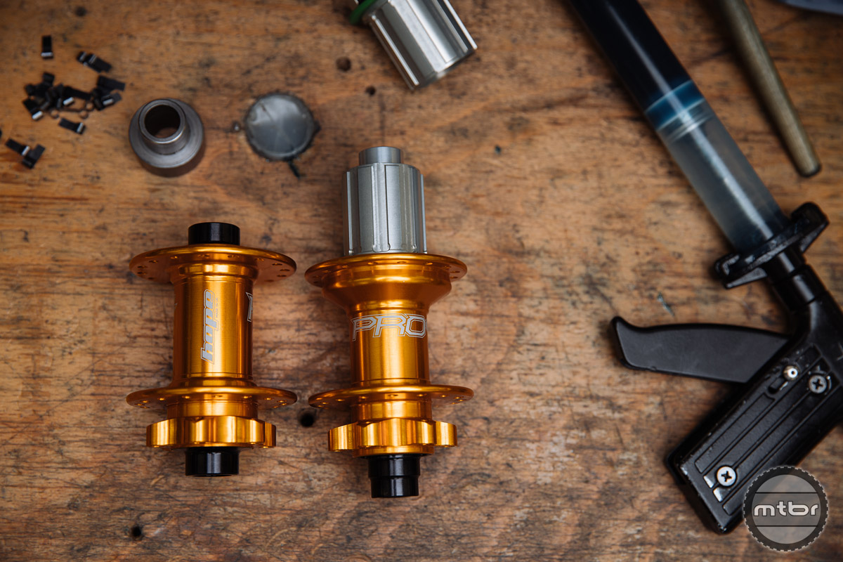 Hope-Pro-4-Hubs-Anodized-Gold.jpg