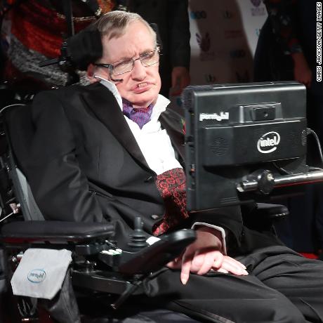 180313235607-stephen-hawking-oct-2016-large-alt-11.jpg